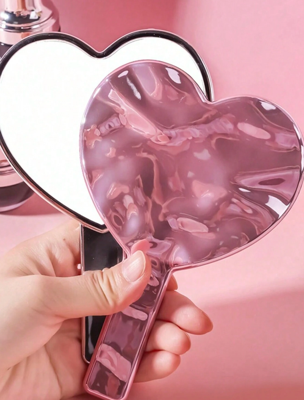 Heart-Shaped Wavy pink Mirror